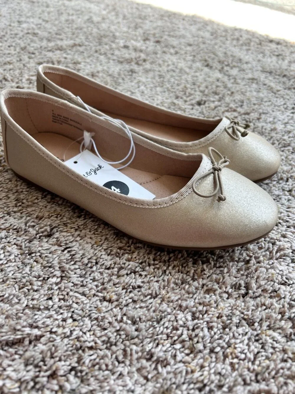 Cat & Jack Gold Sparkle Flats Size 4